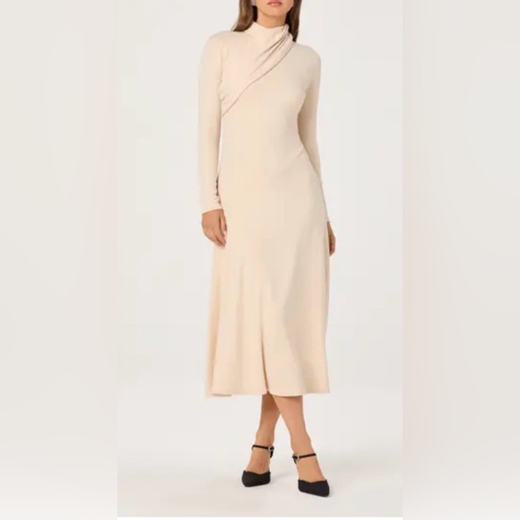 62. Astr the label $99 Long Sleeve Mock Neck Dress in cream - Picture 2 of 4